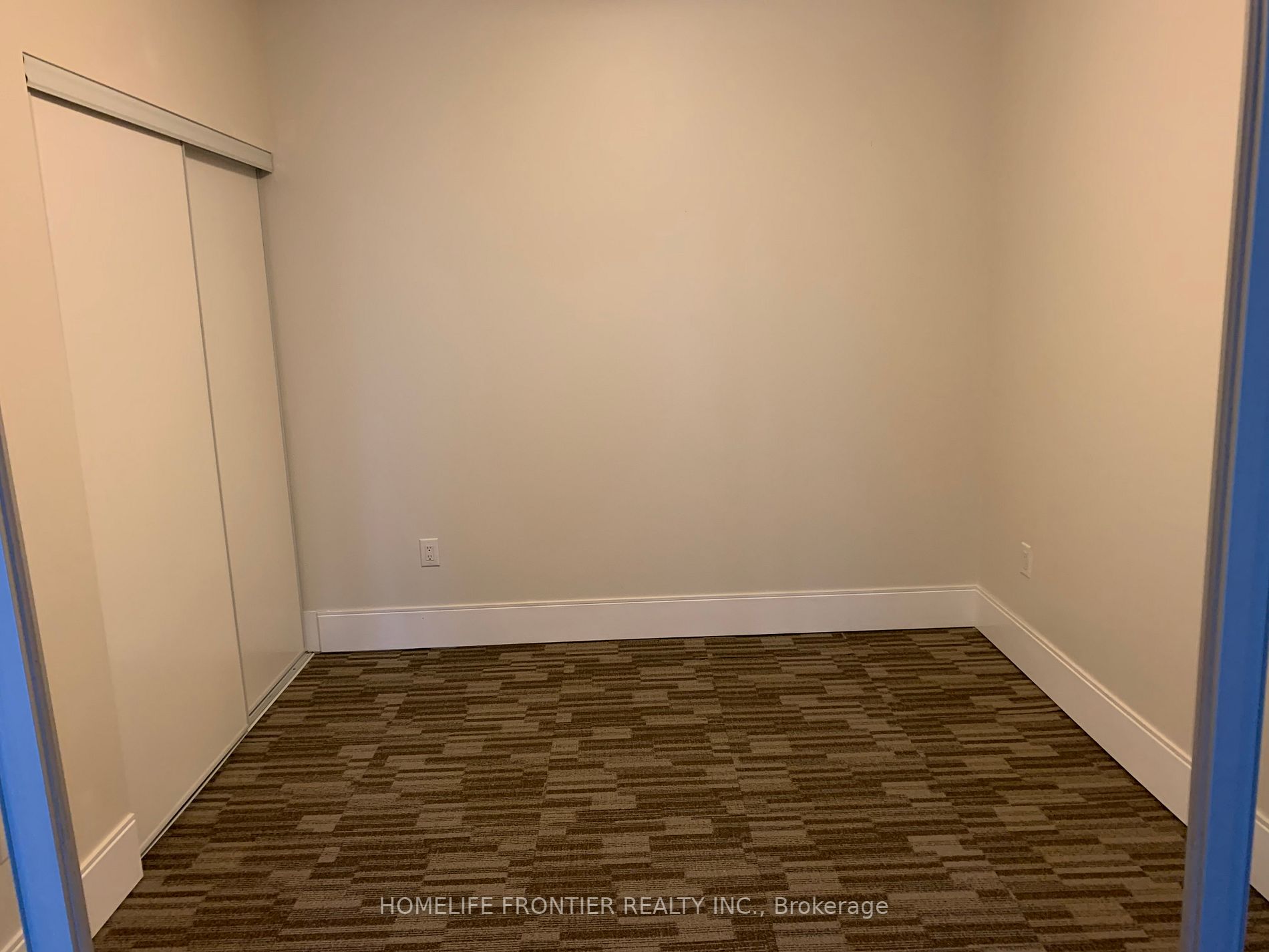560 Front St W, #1026