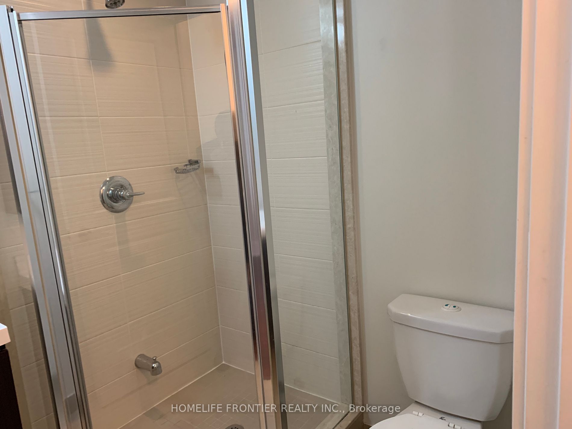 560 Front St W, #1026