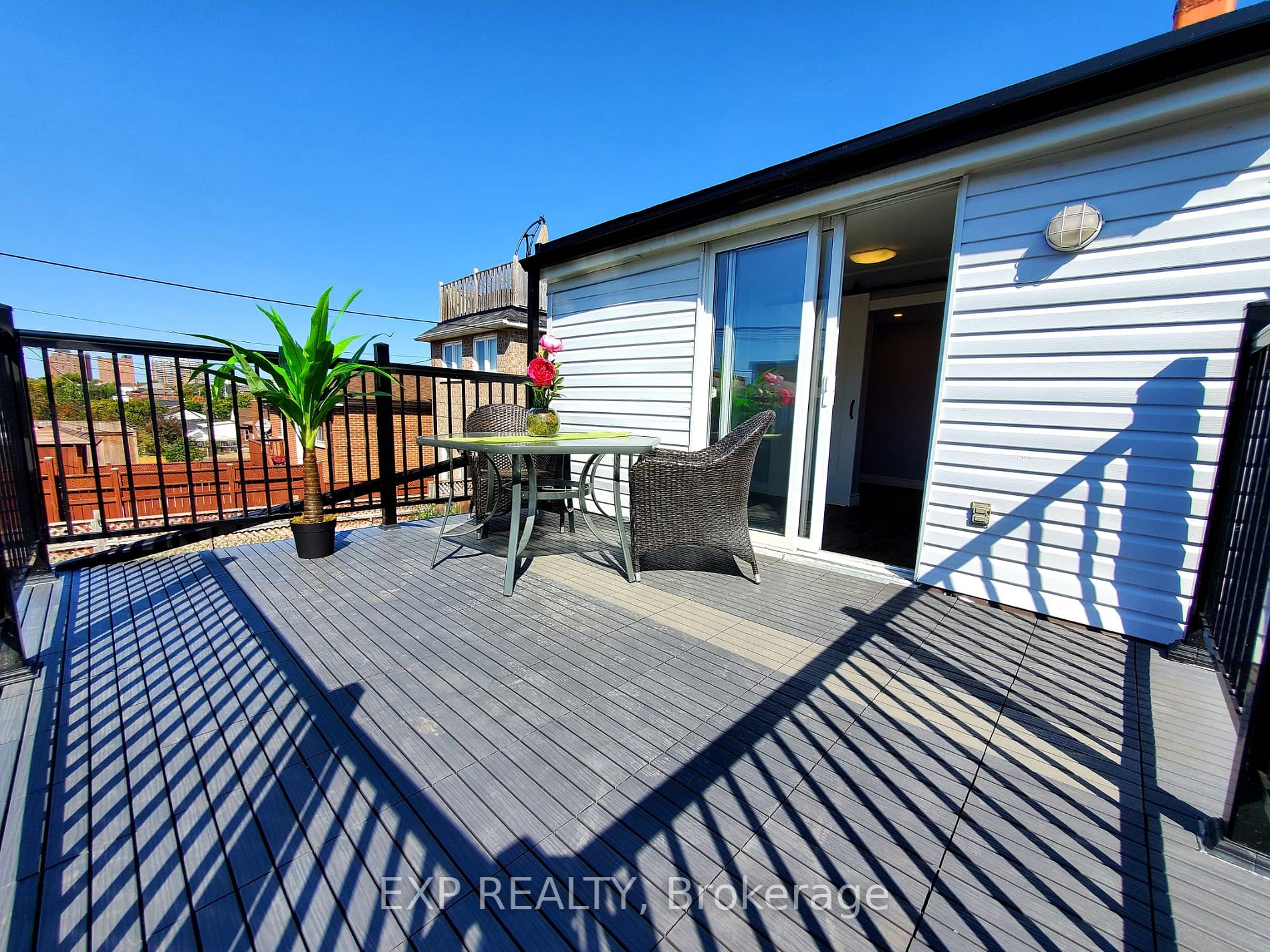444 Westmount Ave