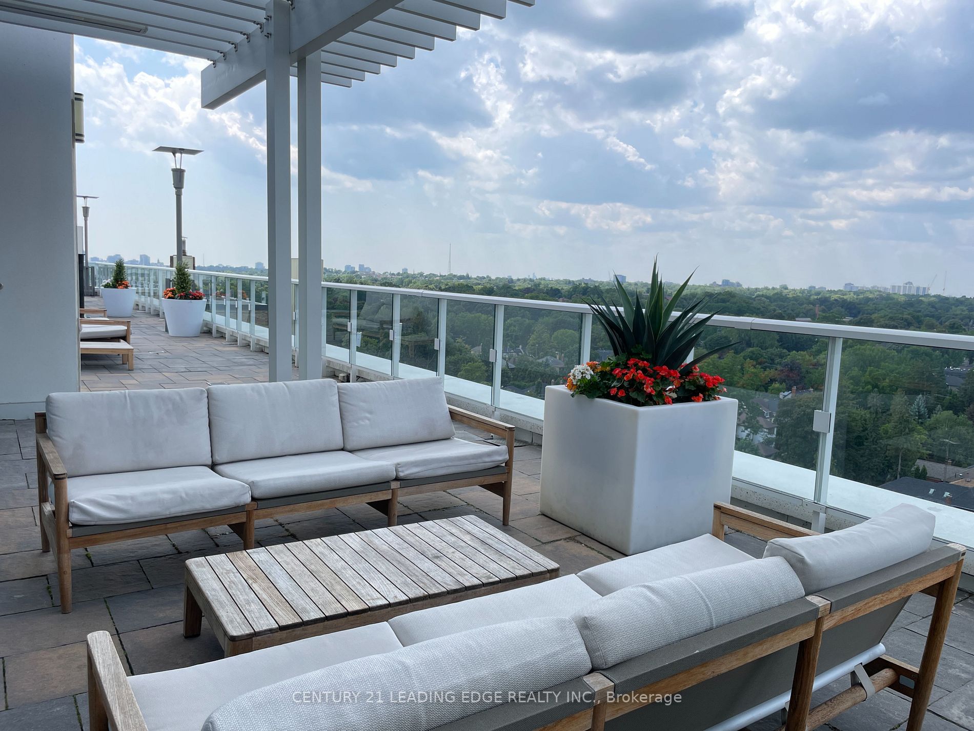 3018 Yonge St, #1111