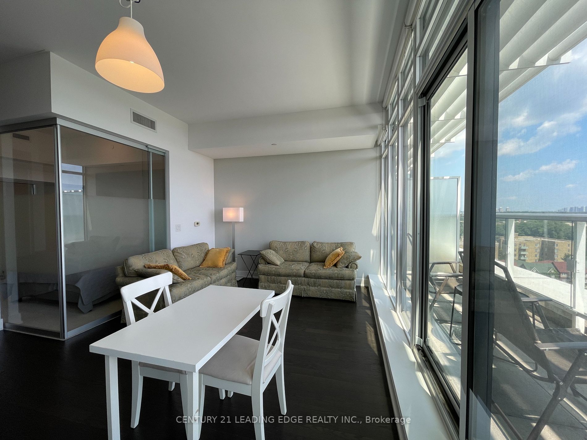 3018 Yonge St, #1111