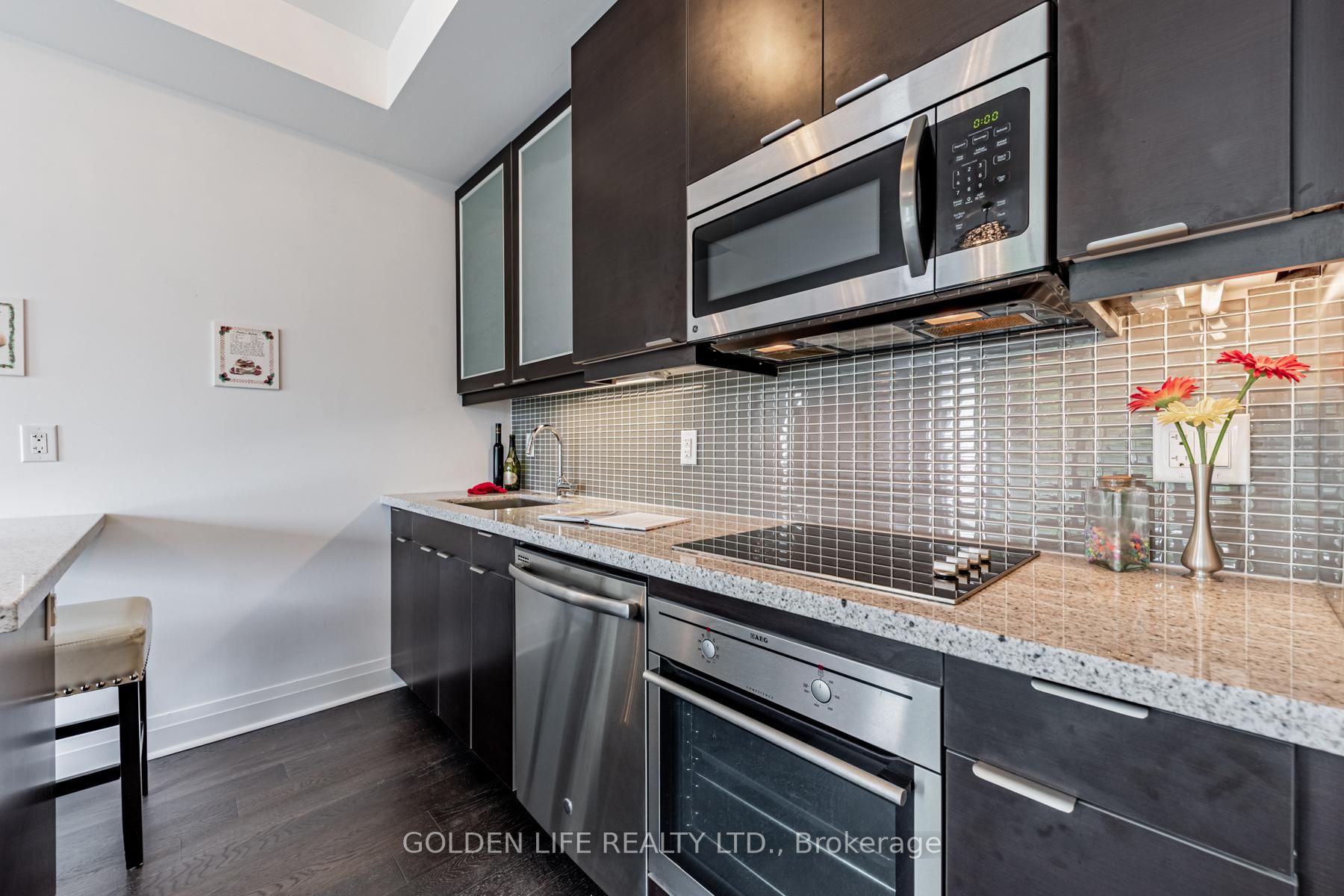 399 Spring Garden Avenue, #306