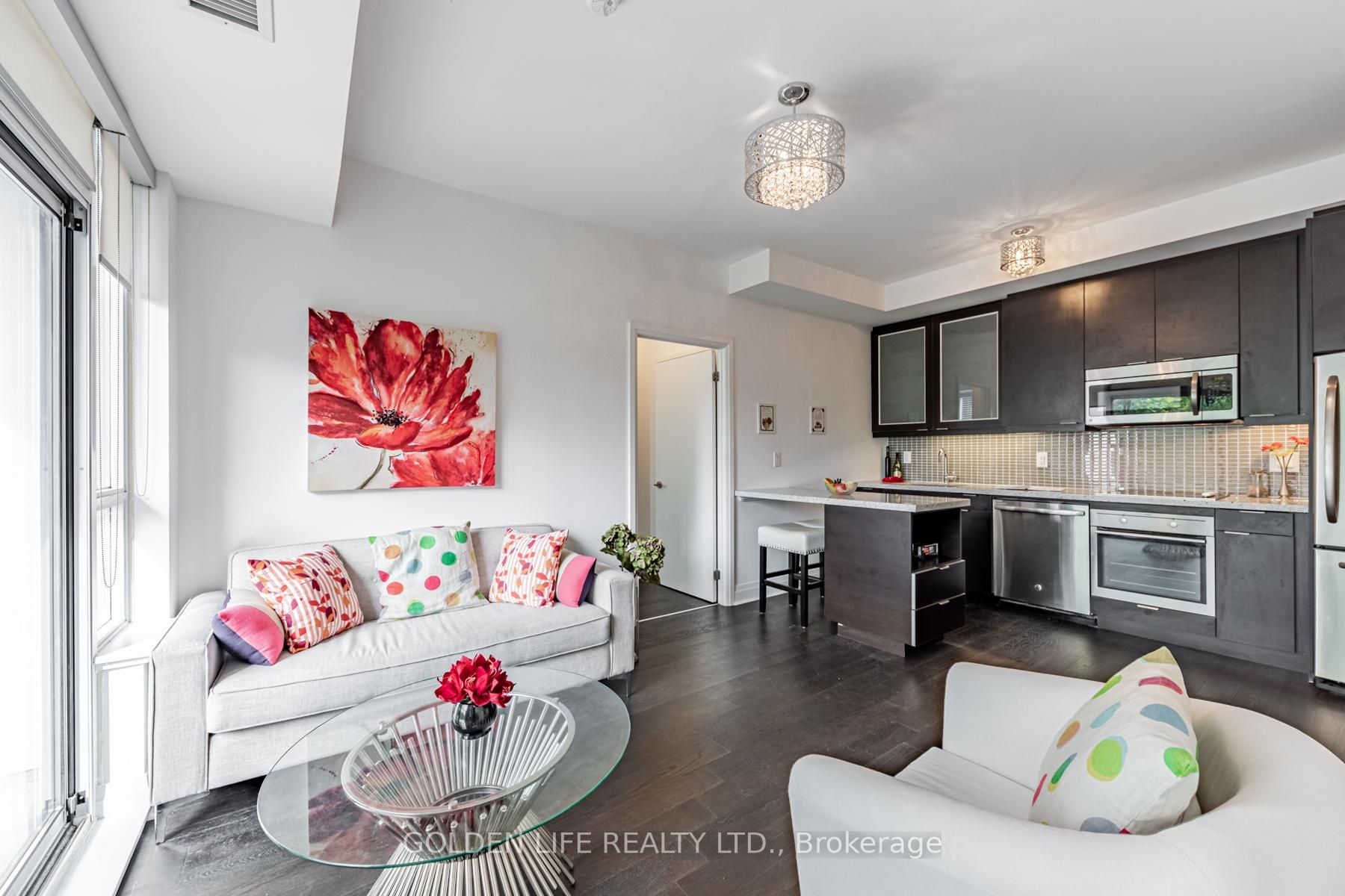 399 Spring Garden Avenue, #306