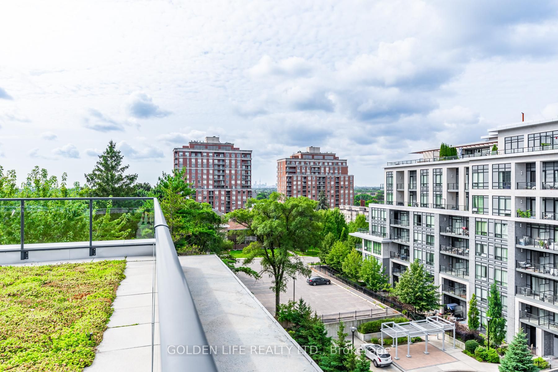 399 Spring Garden Avenue, #306