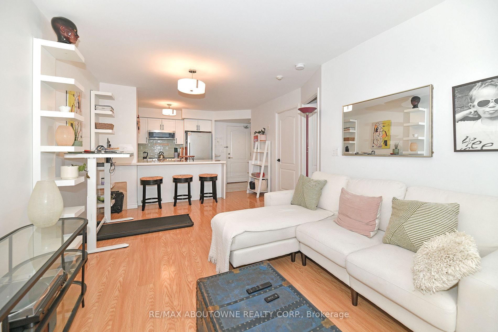 18 Stafford St, #310