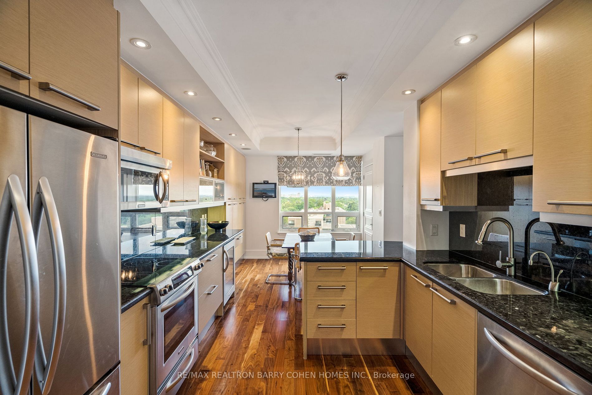 662 Sheppard Avenue E, #805c