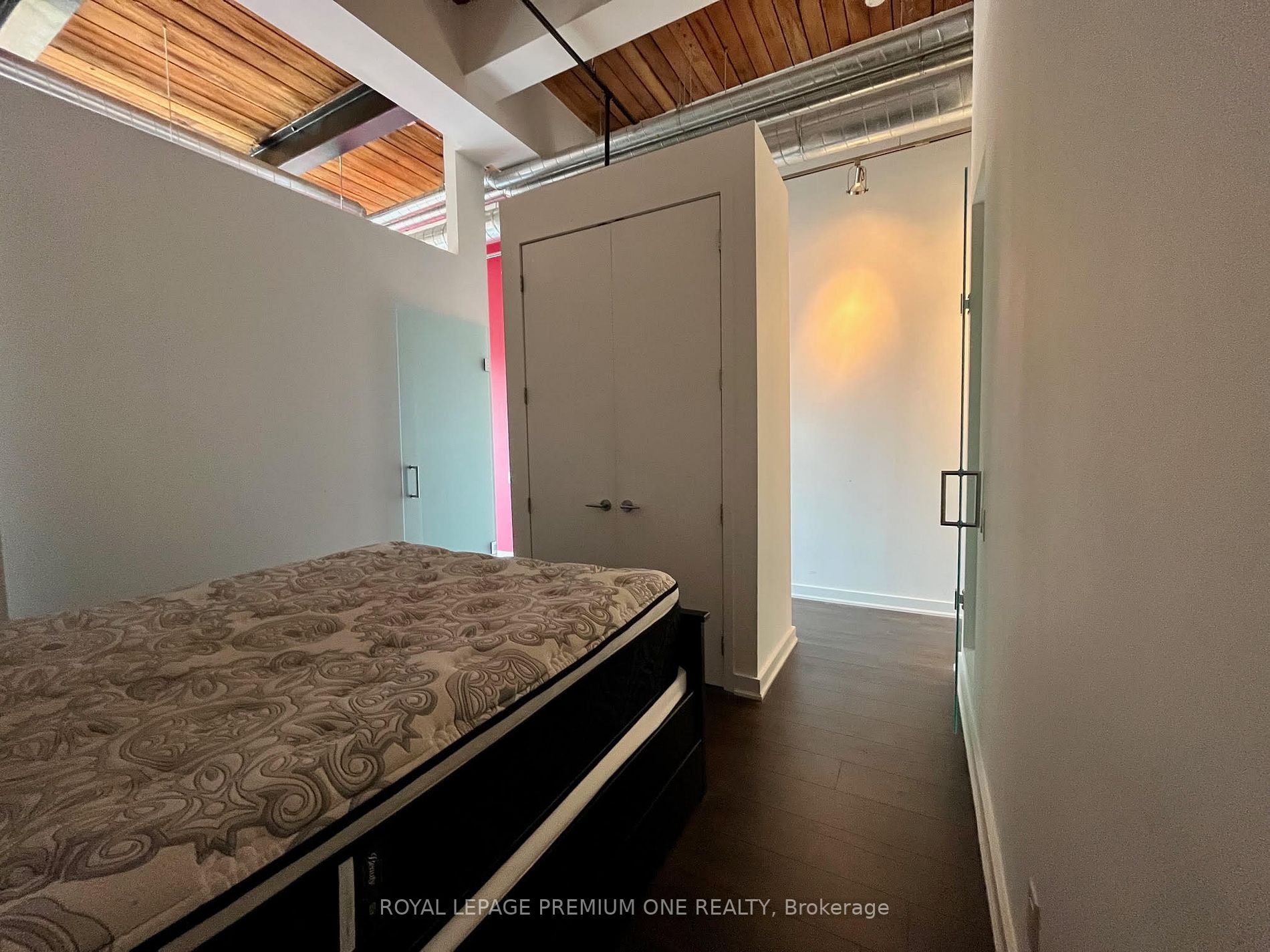 43 Hanna Ave, #312