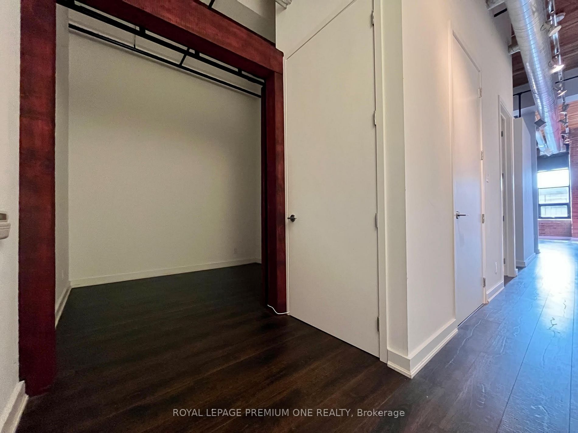 43 Hanna Ave, #312