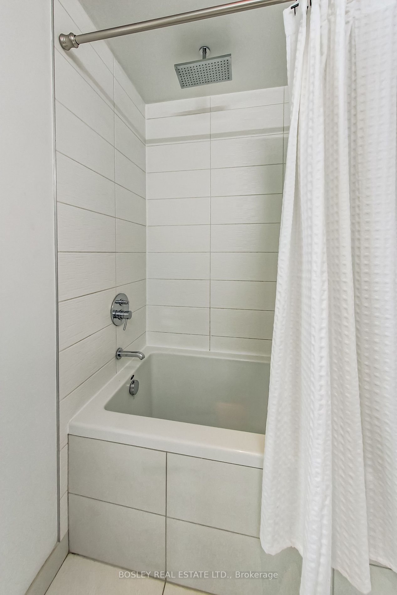 Listing C6746880 - Large Photo # 16