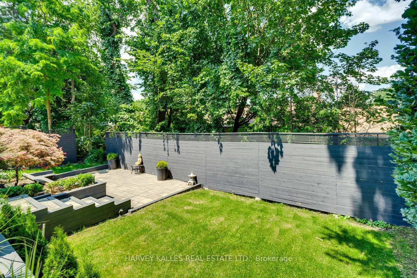 674 Briar Hill Ave