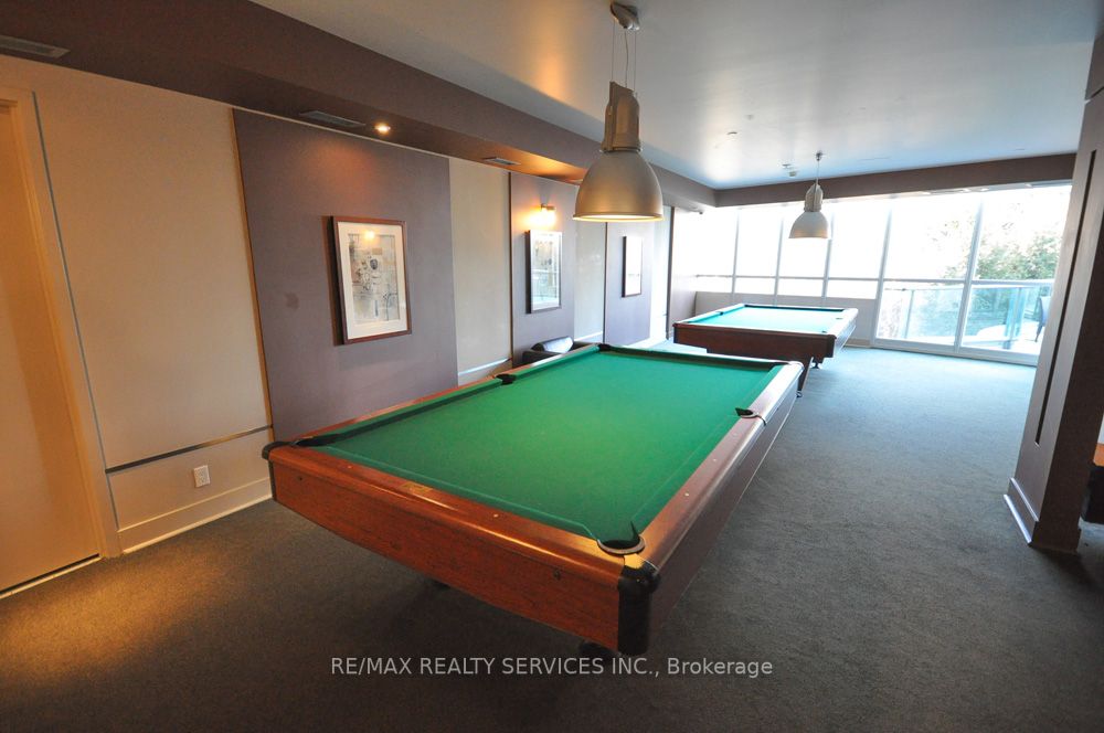 361 Front St W, #1008