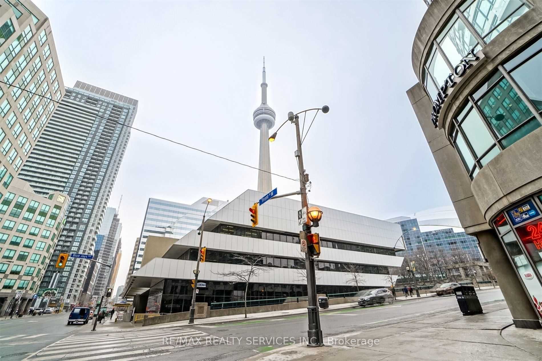 361 Front St W, #1008
