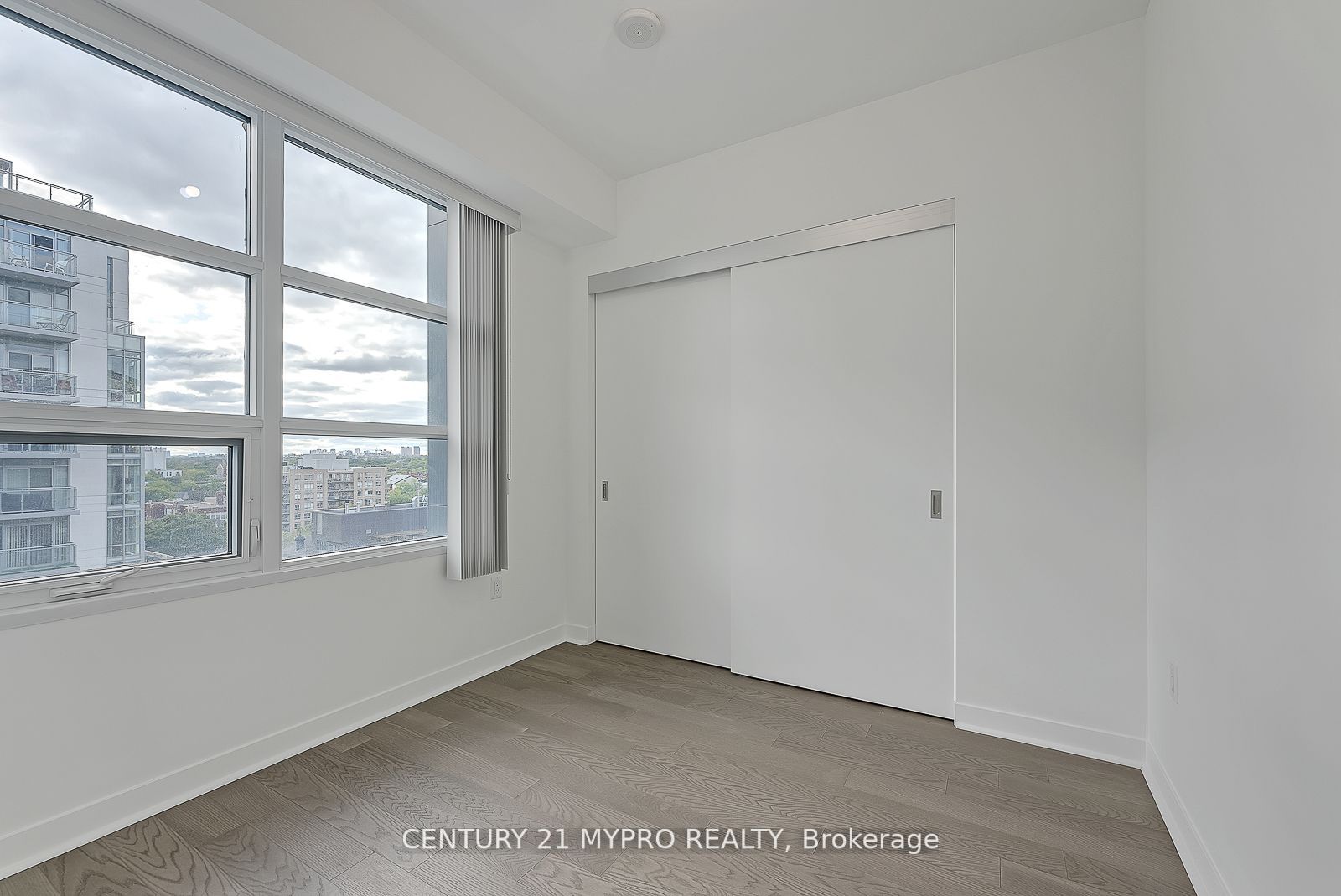 501 Adelaide St W, #1010