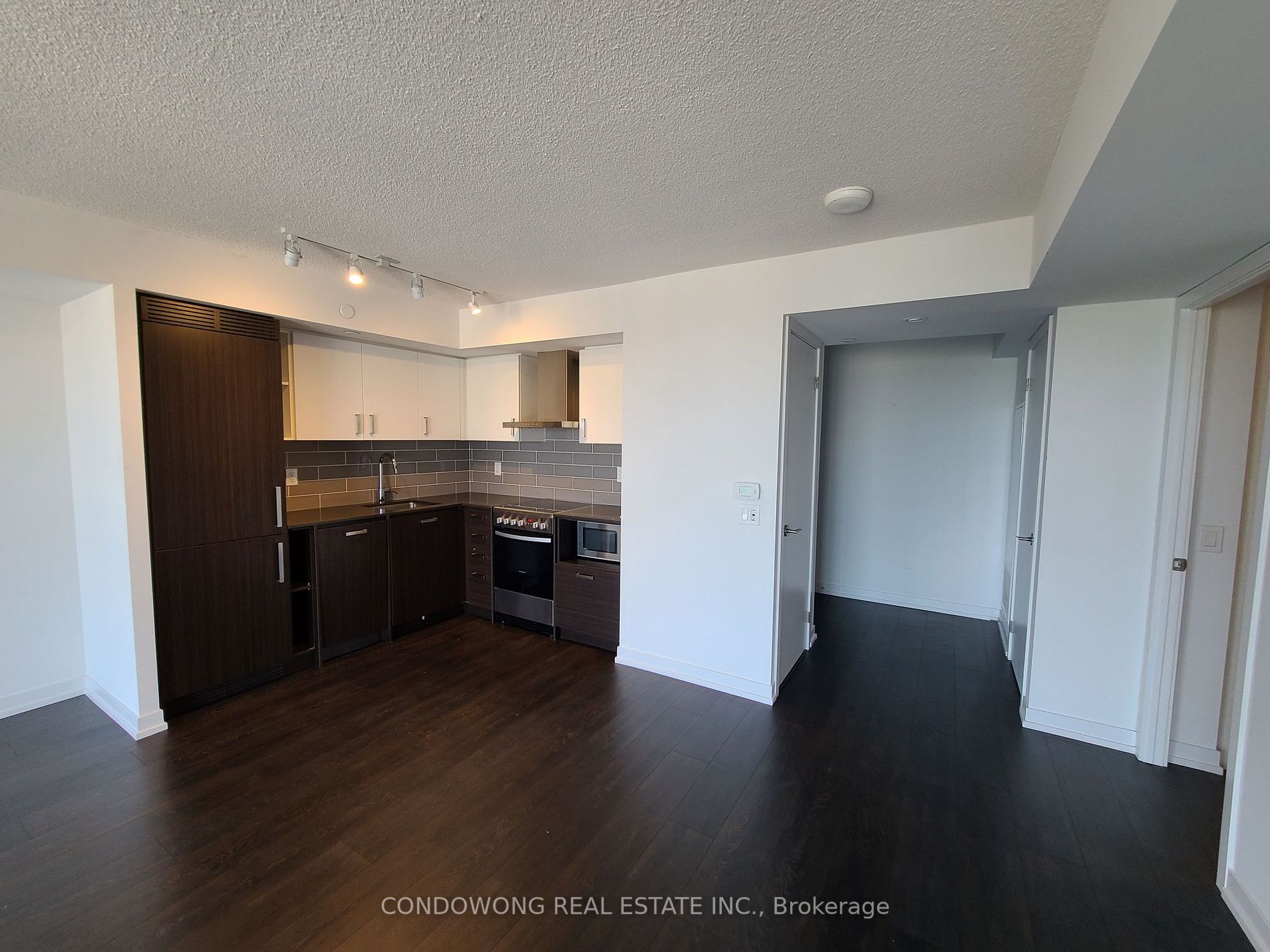 125 Redpath Avenue #2911
