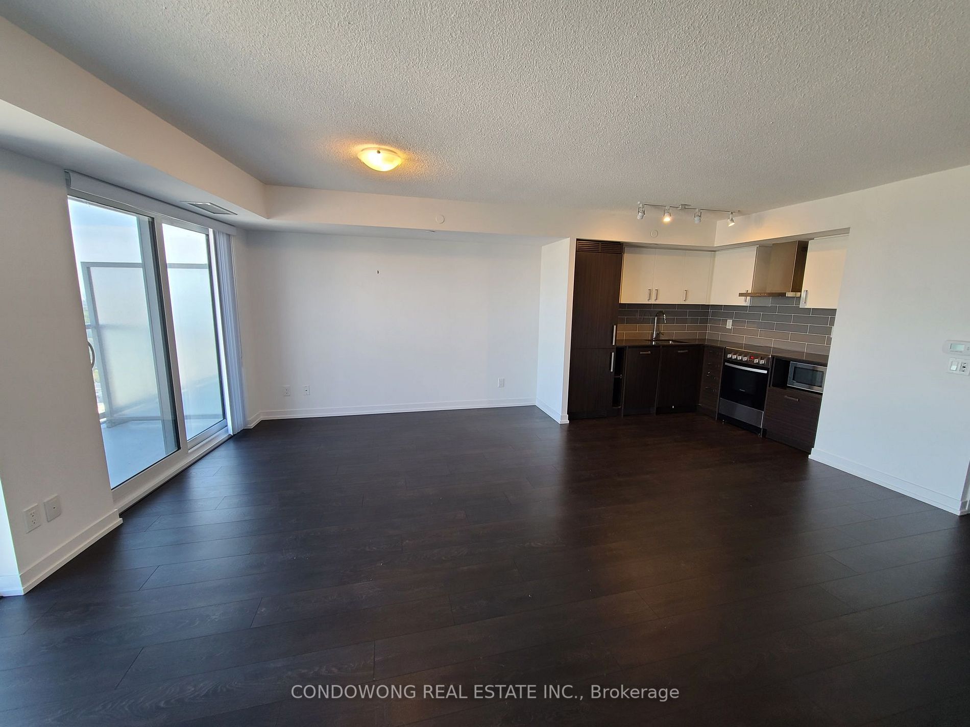 125 Redpath Avenue #2911