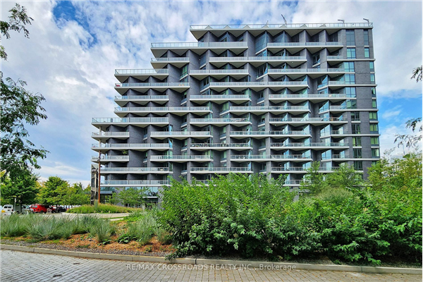 1 Edgewater Dr, Toronto