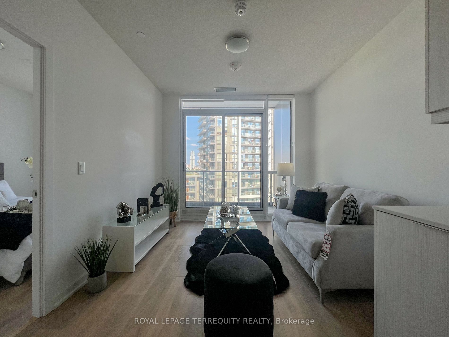 36 Forest Manor Rd, #722