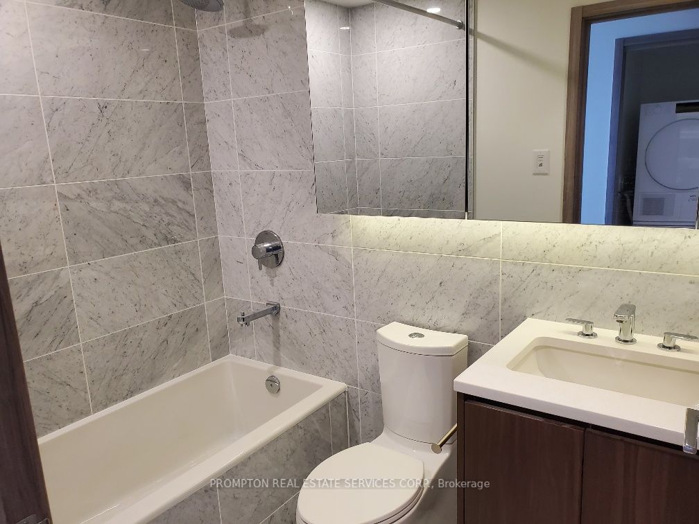 95 Mcmahon Dr, #2510