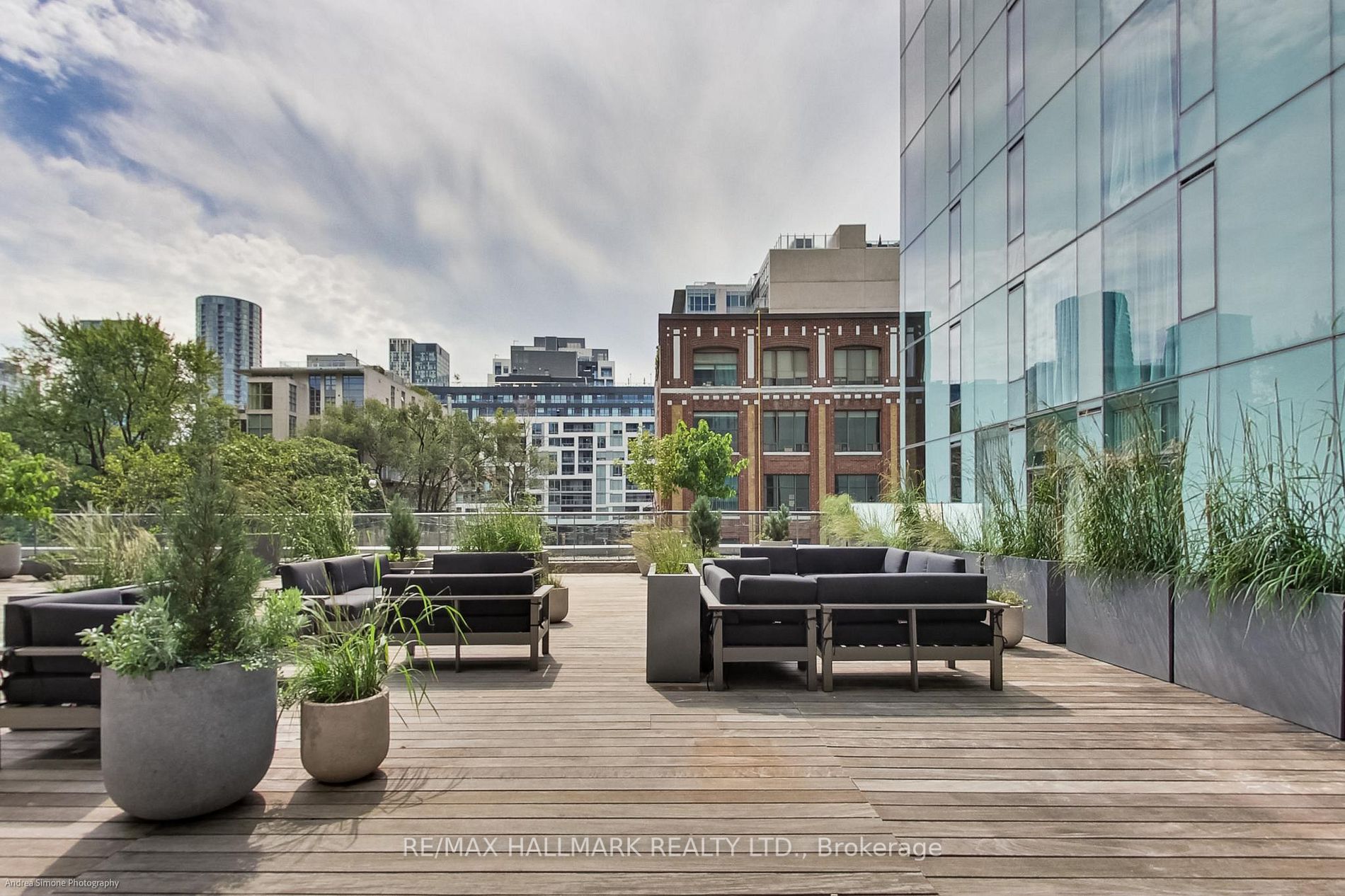 55 Stewart St, #809