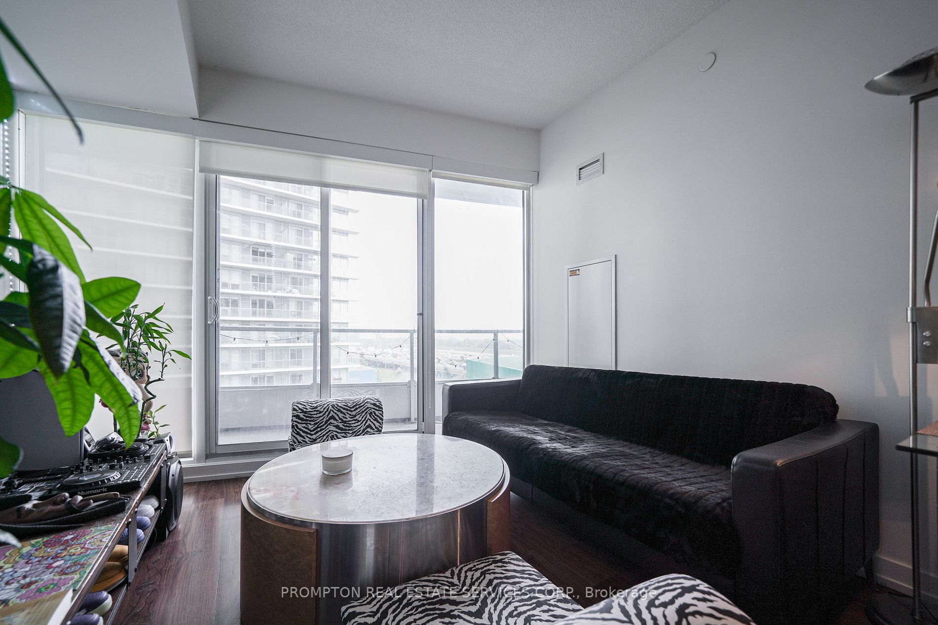 115 Mcmahon Dr, #506