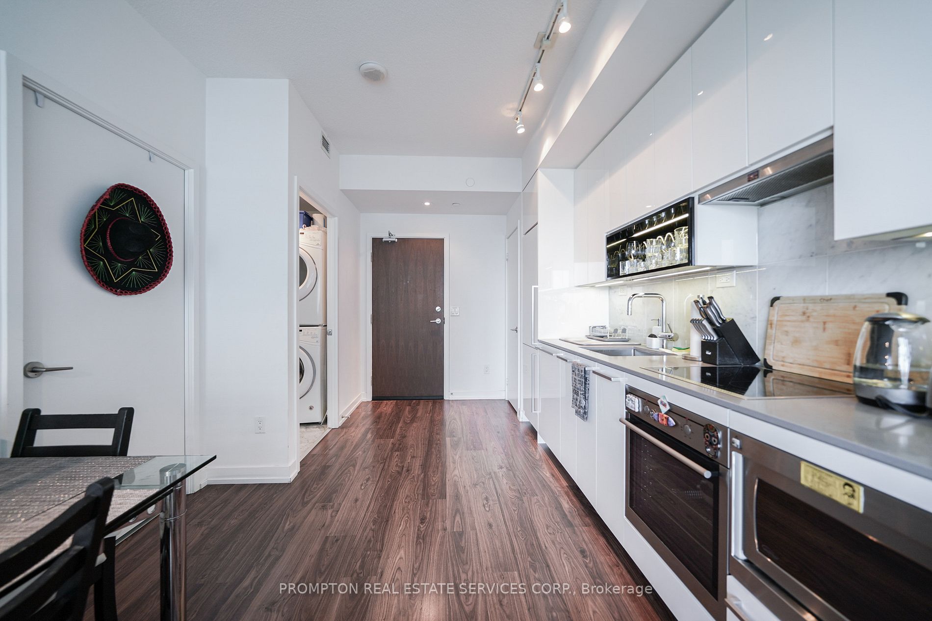 115 Mcmahon Dr, #506