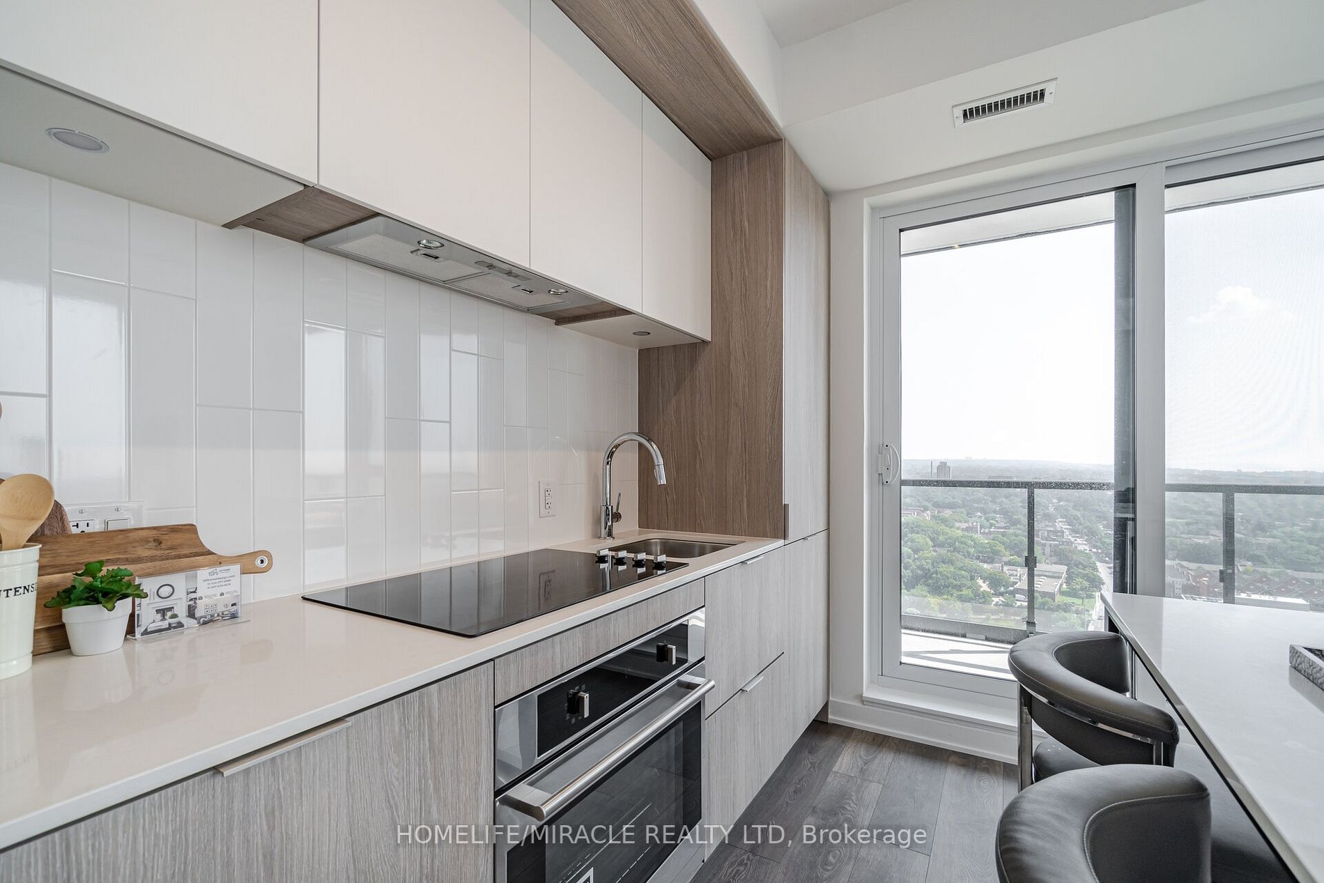 130 River St, #2302