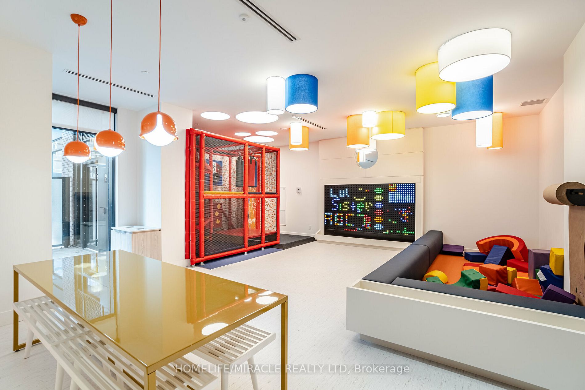 130 River St, #2302
