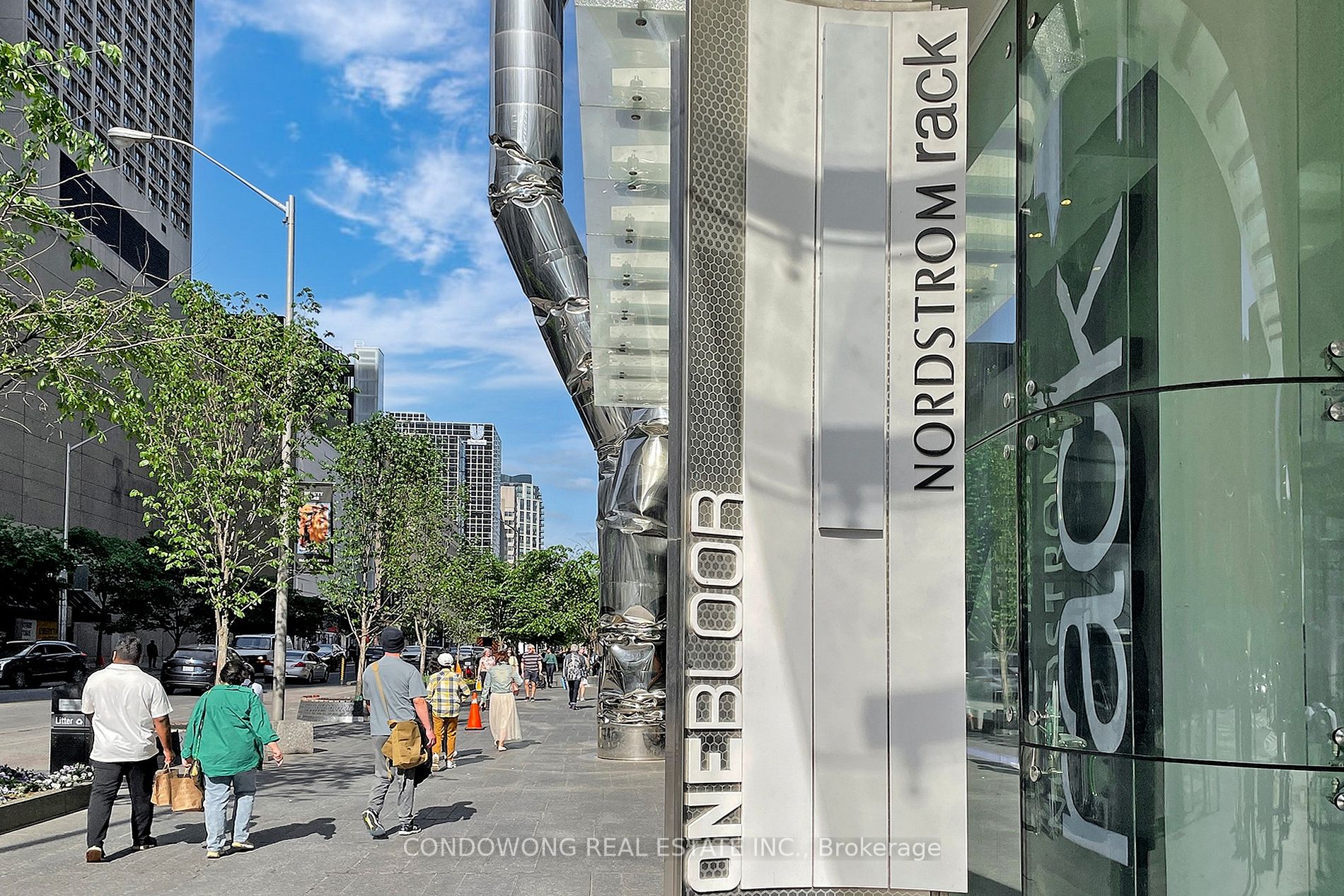 1 Bloor St E, #1710