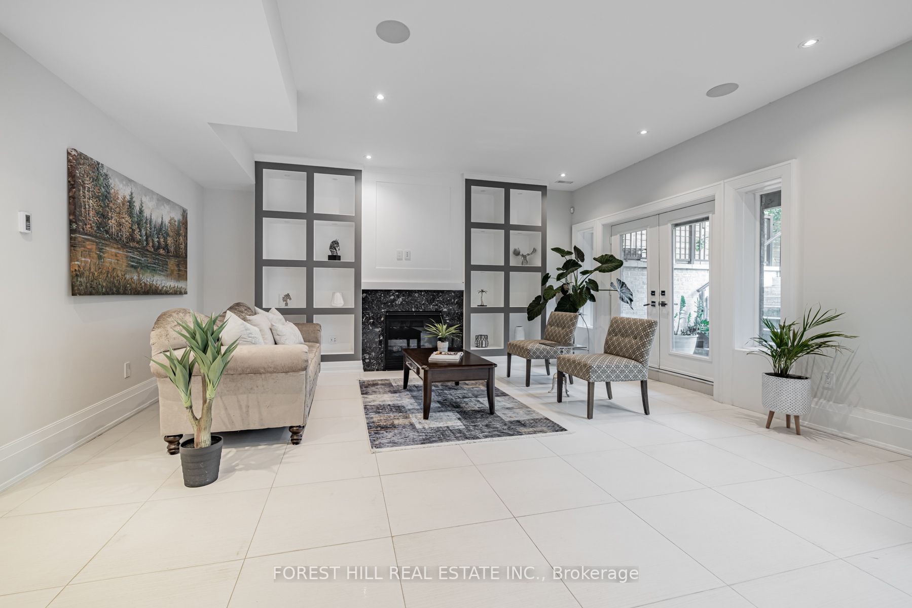 261 Patricia Avenue