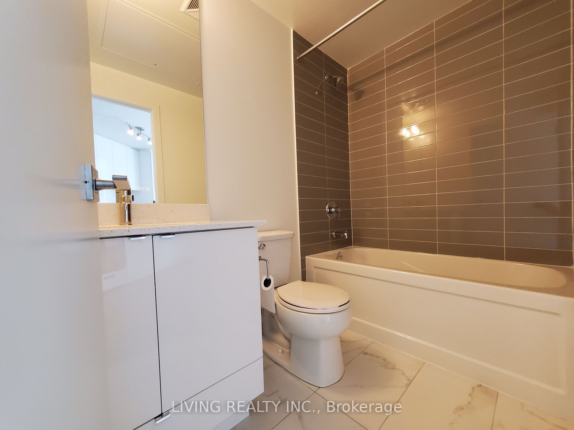 49 East Liberty St, #1207