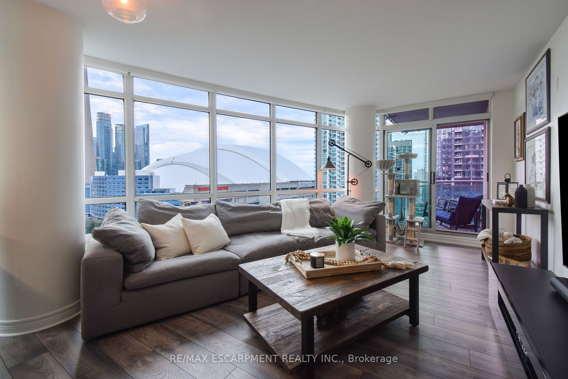 381 Front St W, #1908