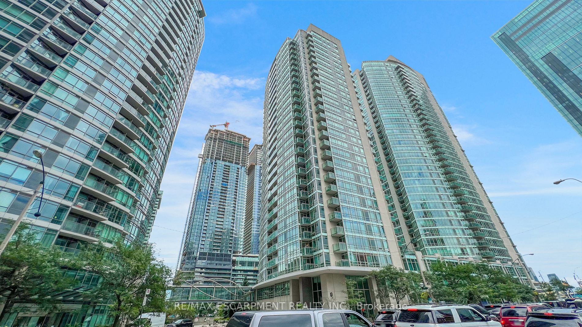 381 Front St W, #1908