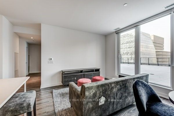 20 Edward St, #502