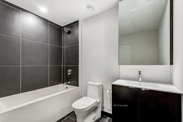 20 Edward St, #502