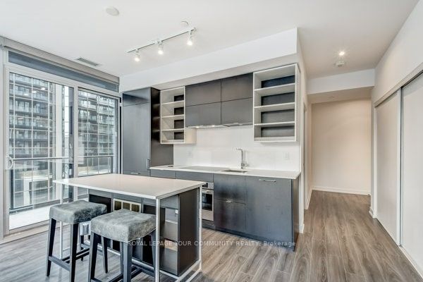 20 Edward St, #502