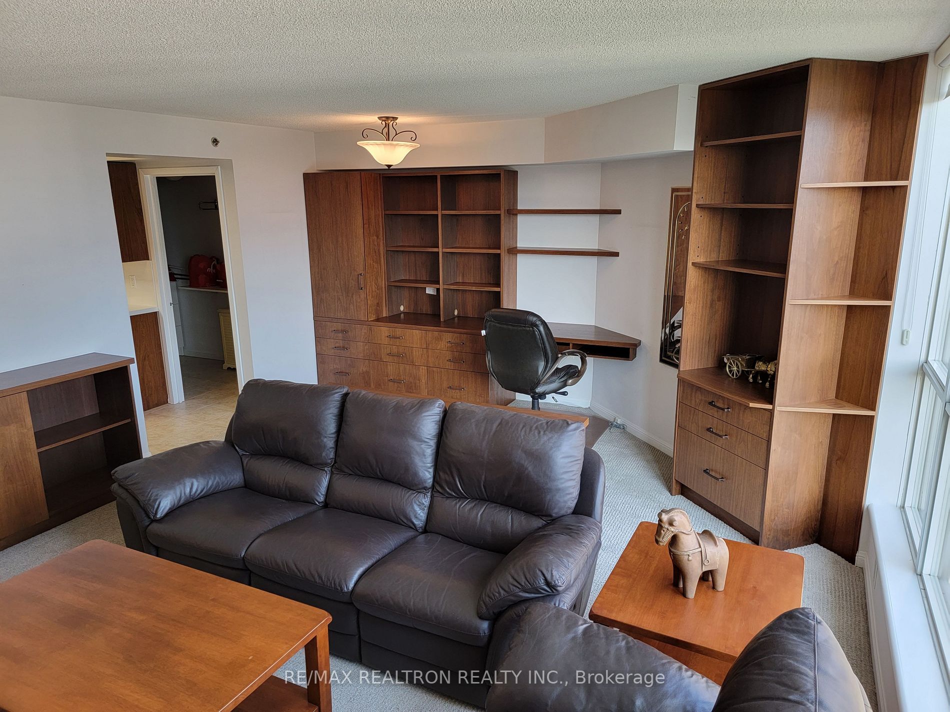 2 Neptune Dr, #801