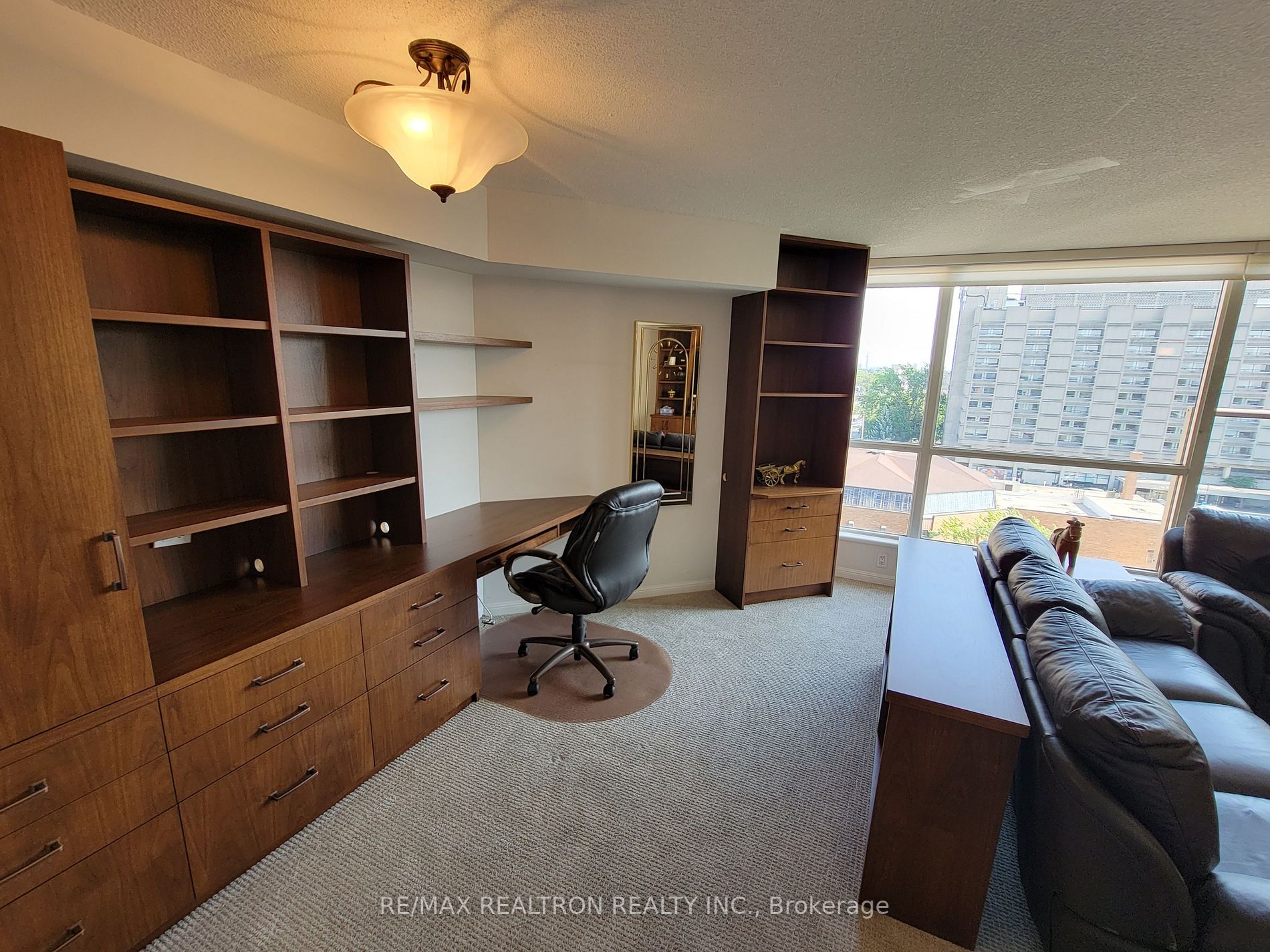 2 Neptune Dr, #801