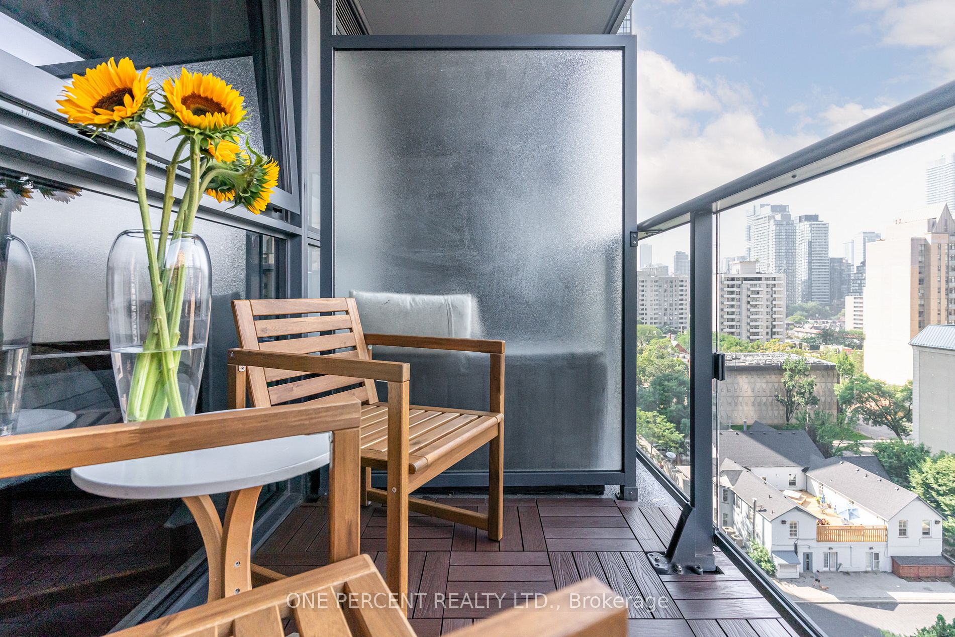 28 Ted Rogers Way, #1109
