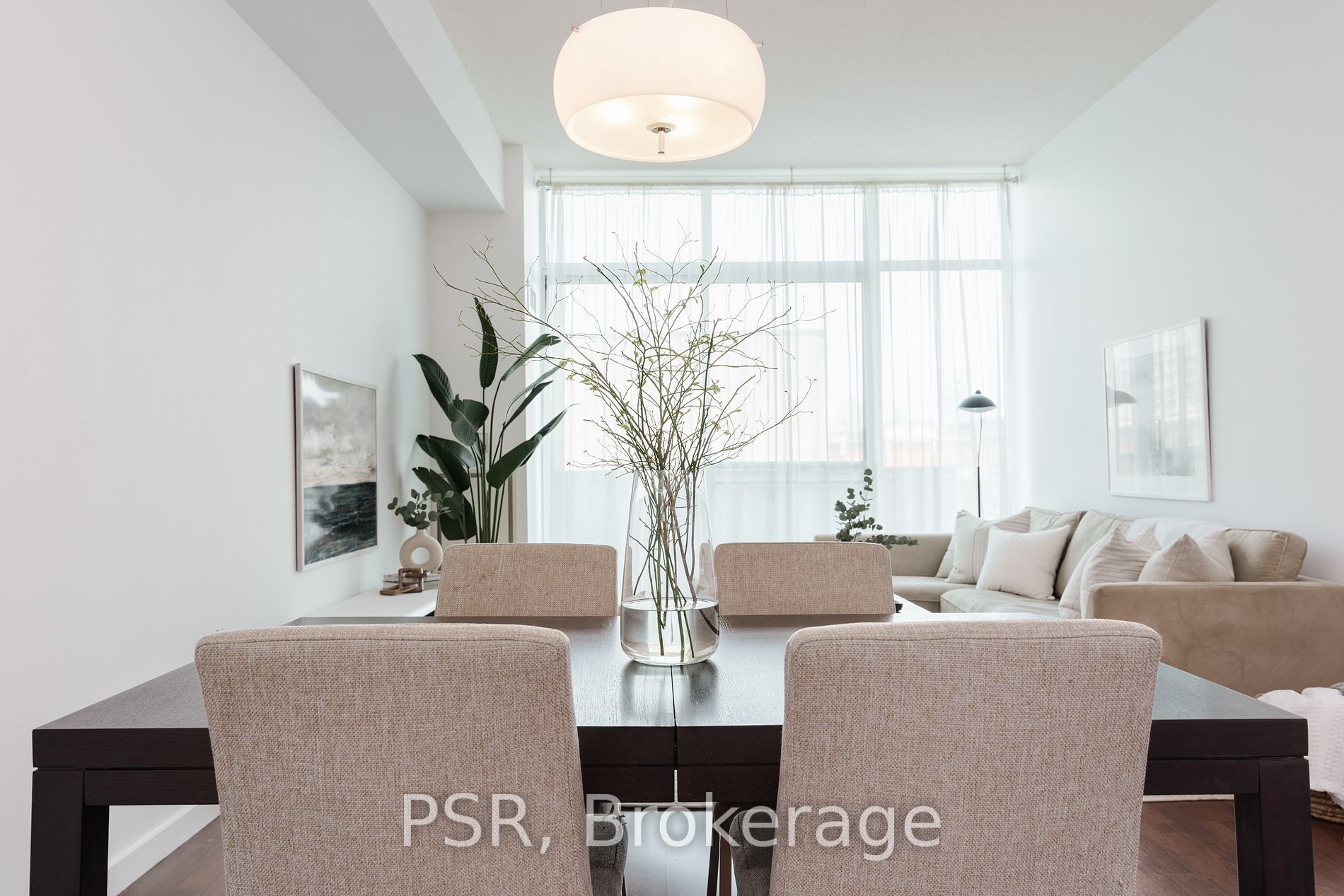 388 Richmond St W, #417