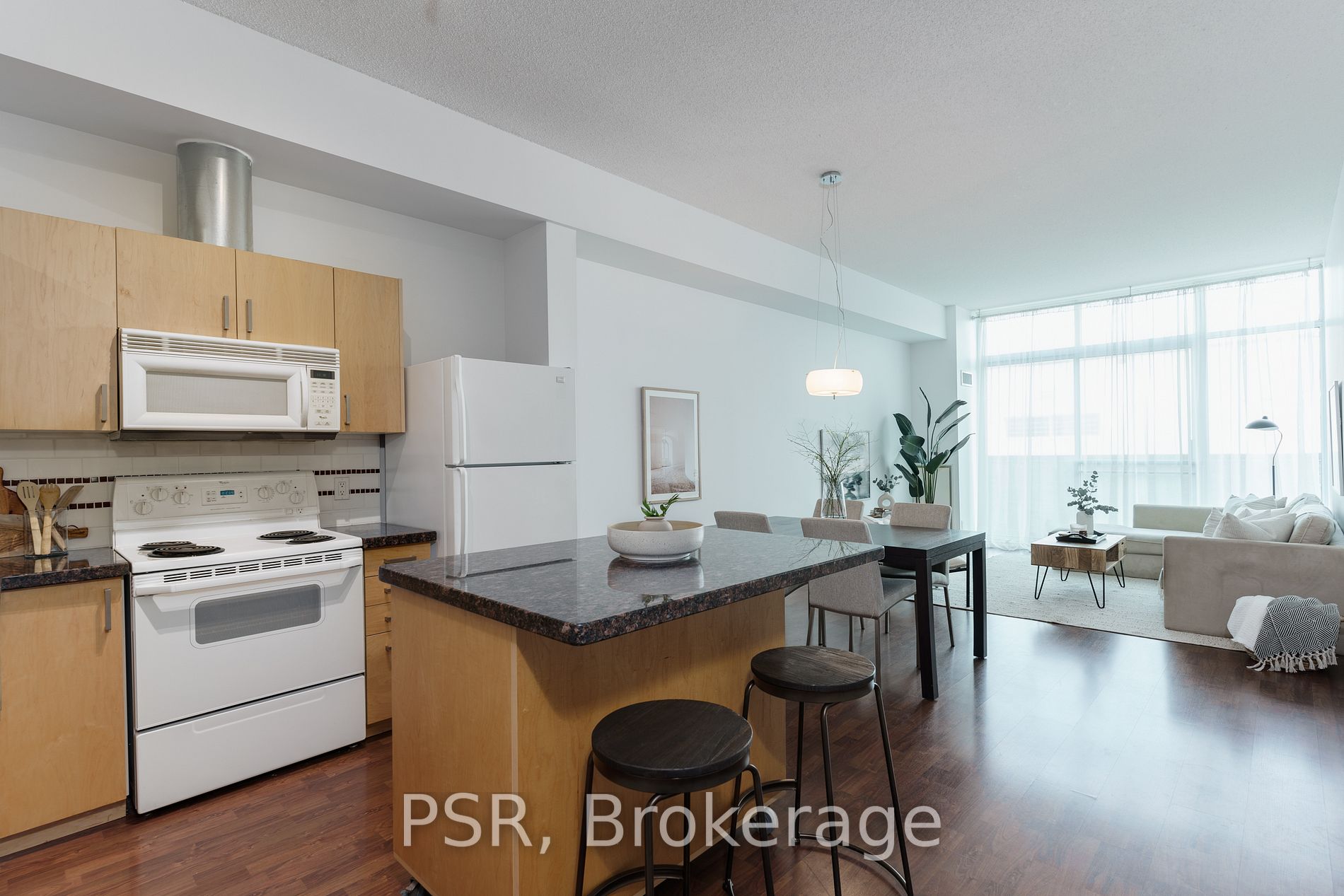 388 Richmond St W, #417