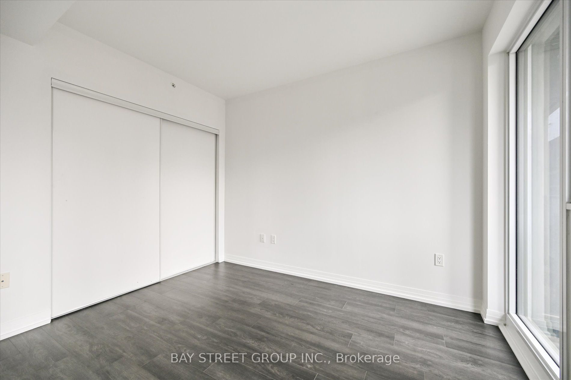 251 Jarvis St, #827