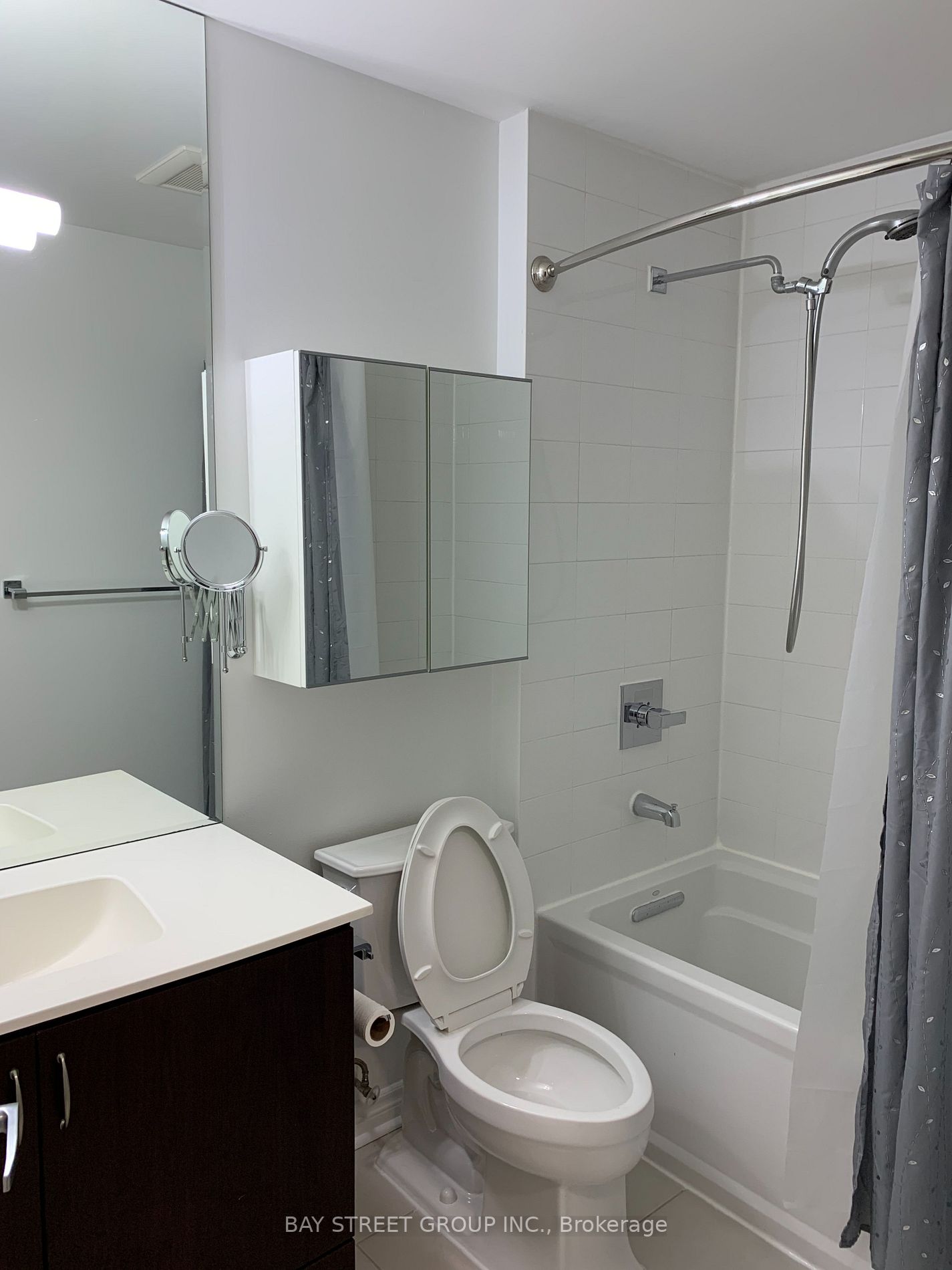 27 Rean Dr, #701