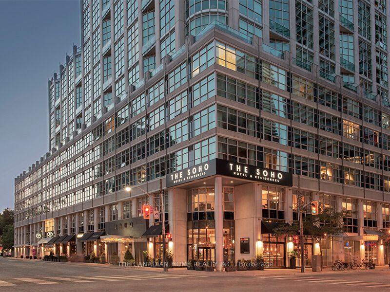 350 Wellington St W, #411