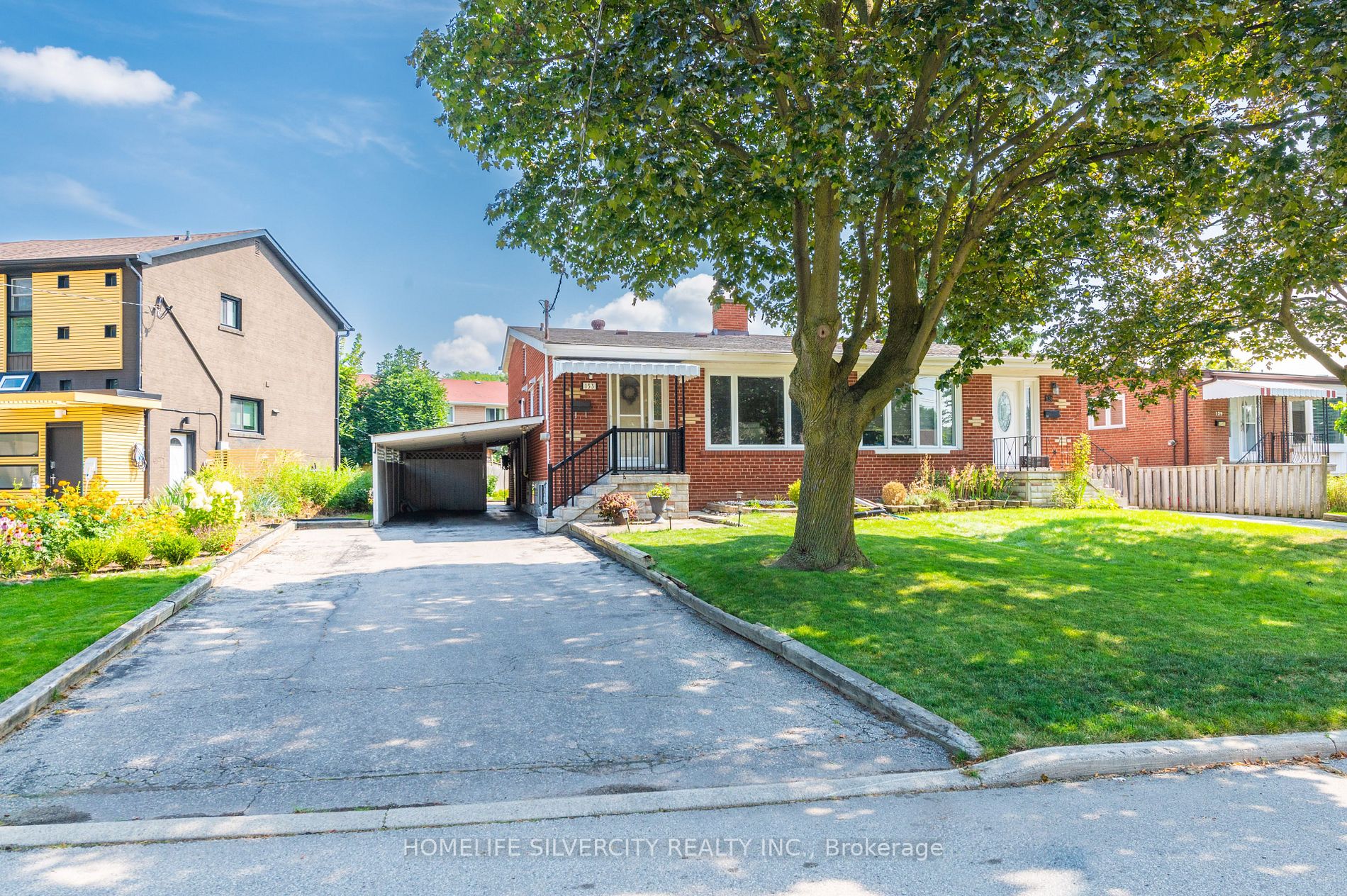 133 Tulane Cres