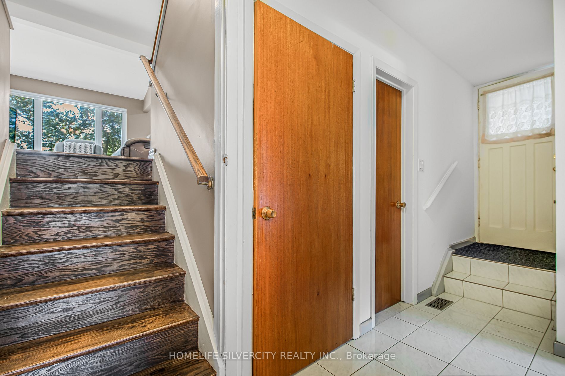 133 Tulane Cres