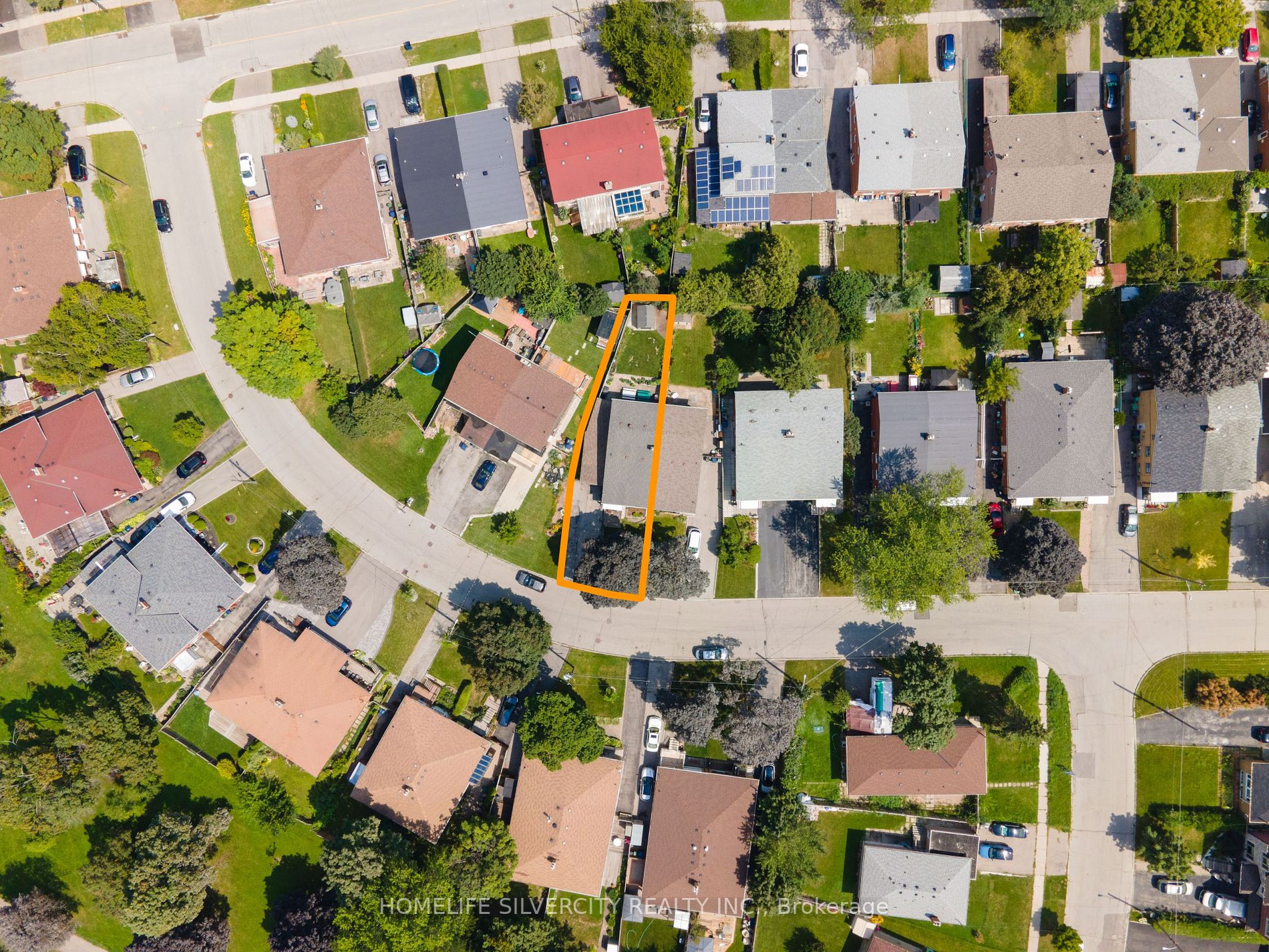 133 Tulane Cres