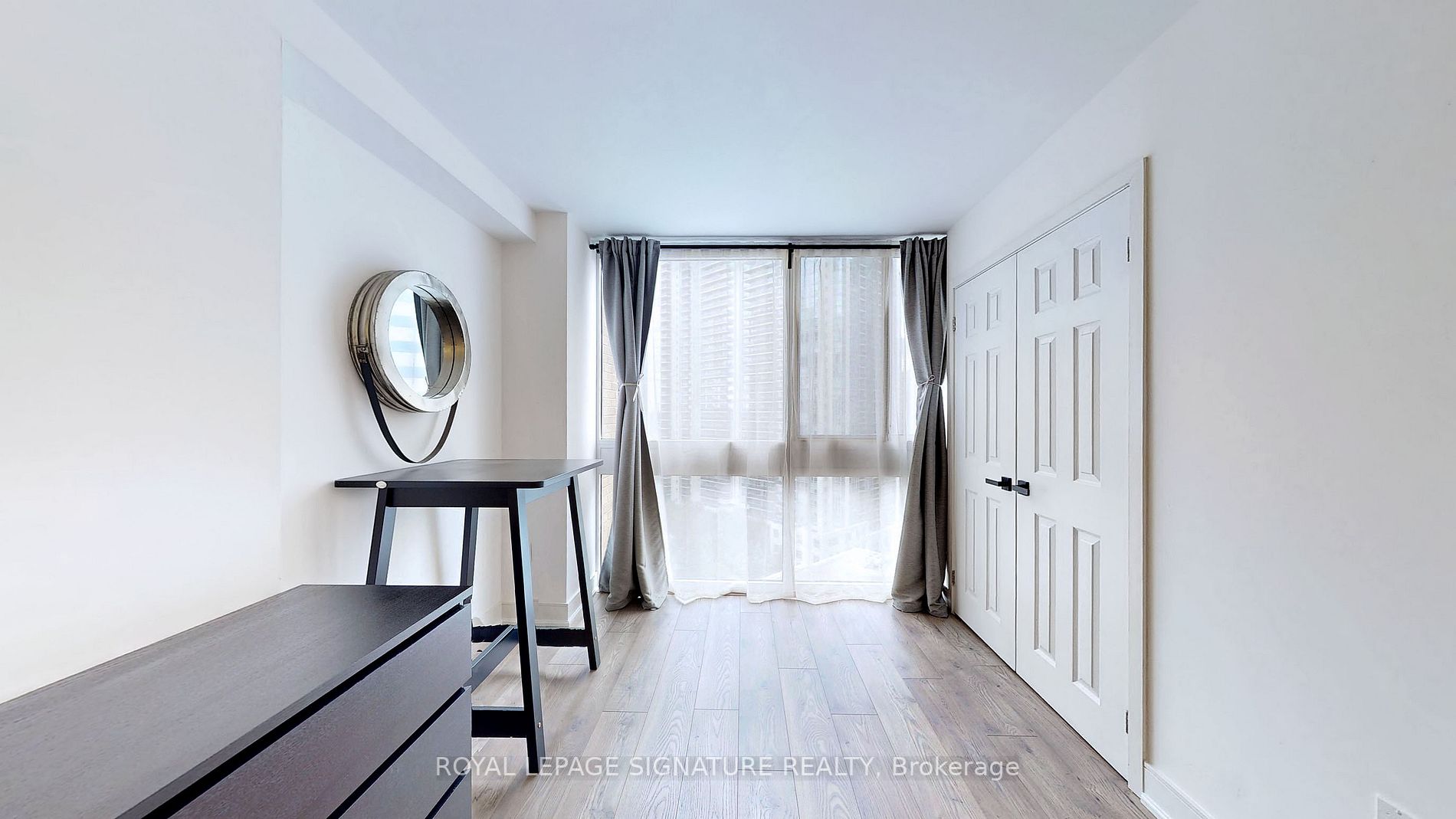 131 Beecroft Rd, #1505