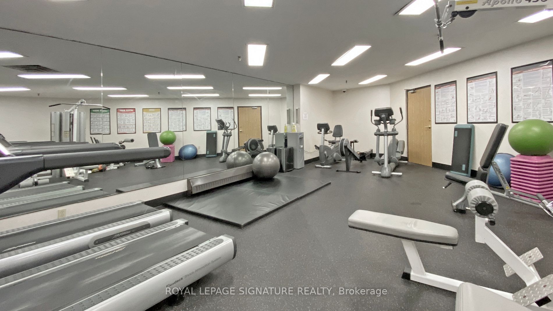 131 Beecroft Rd, #1505