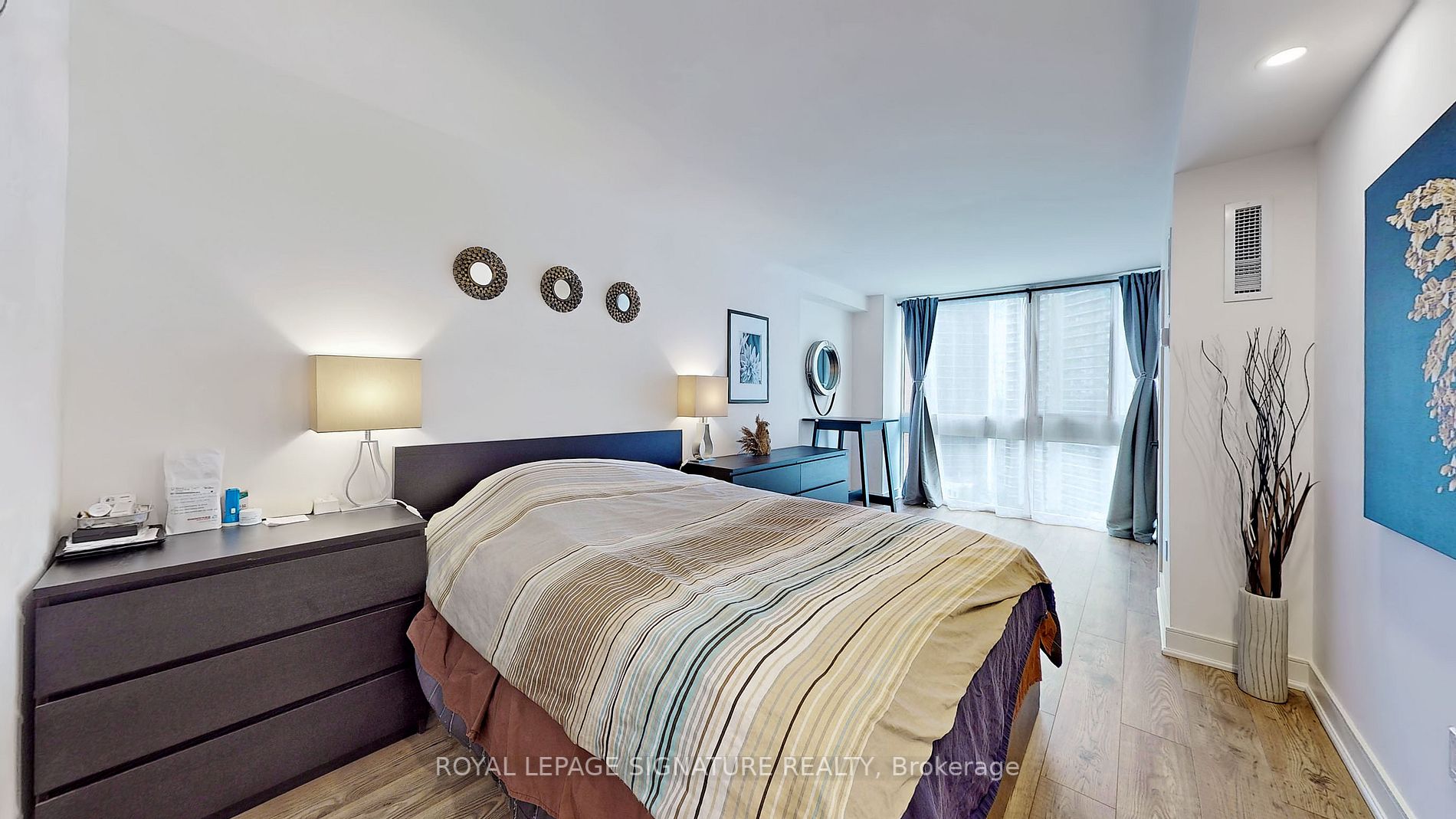 131 Beecroft Rd, #1505