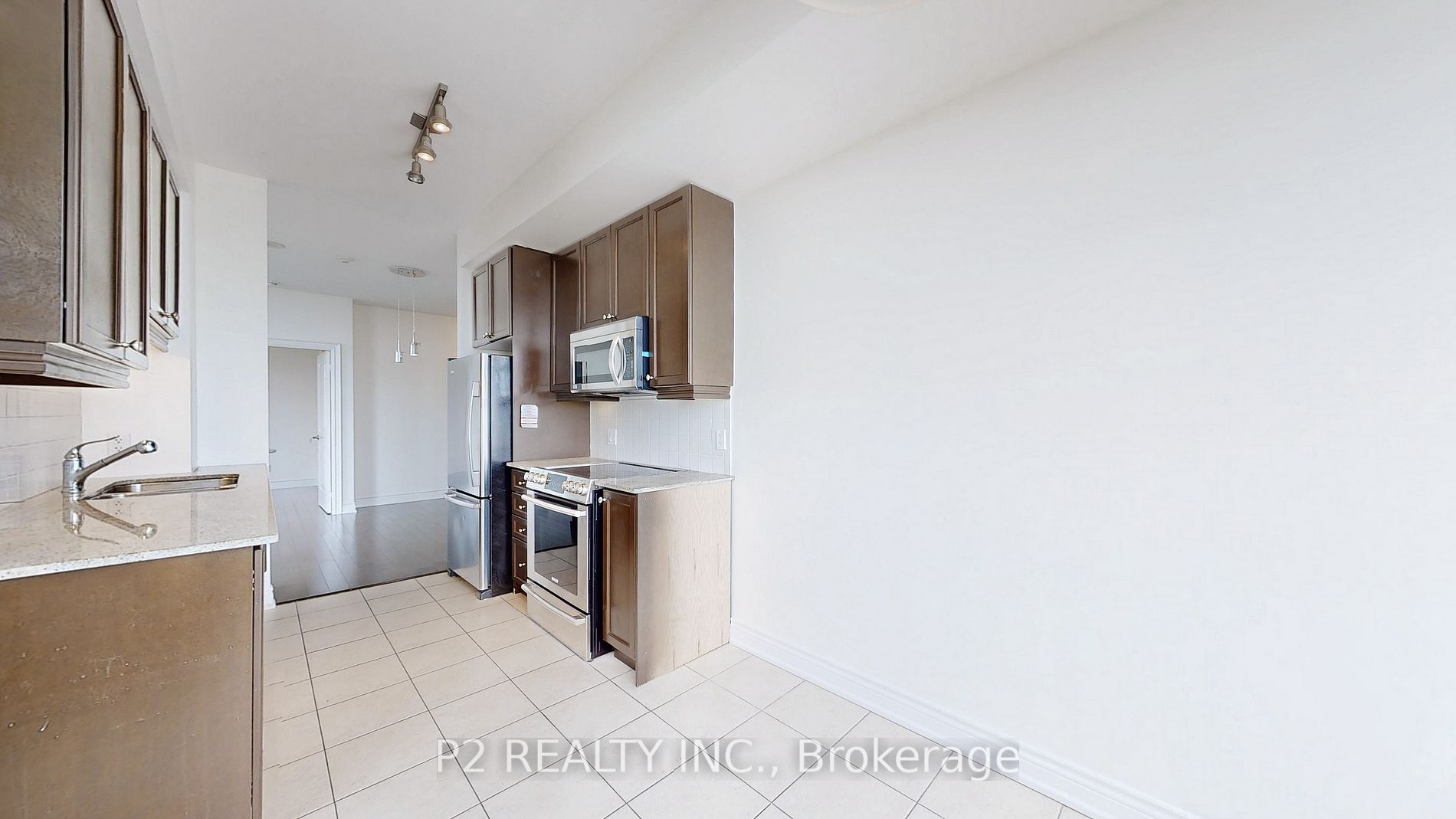 10 Bloorview Pl, #704